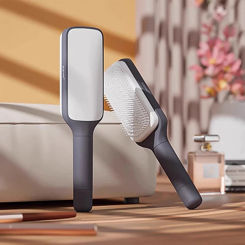 Revolutionary Self-Cleaning Hairbrush for Women - Effortless Hair Loss Management & Scalp Massage Comb with One-Key Cleaning & Anti-Static Features